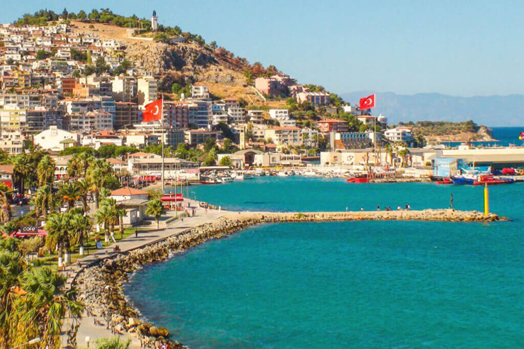 A contract was signed for the preparation of the Kuşadası Drinking Water Infrastructure Improvement Applications Project