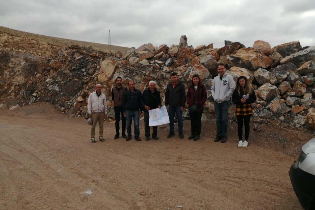 “Sakarya Alt Havzaları Yeraltısuyu Planlama (Hidrojeolojik Etüt) Raporu Yapılması ve Yaptırılması” işi kapsamında toplantı ve arazi çalışmaları gerçekleştirildi.