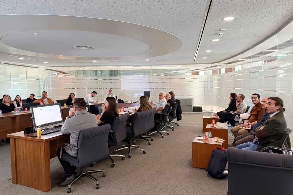 Seyhan Havzası Yeraltısuyu Projesinde Genel Jeoloji Raporu Toplantısı Gerçekleştirildi