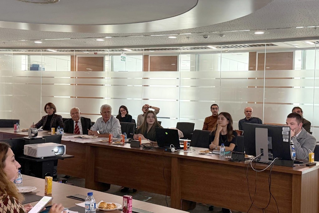 Seyhan Havzası Yeraltısuyu Projesinde Genel Jeoloji Raporu Toplantısı Gerçekleştirildi